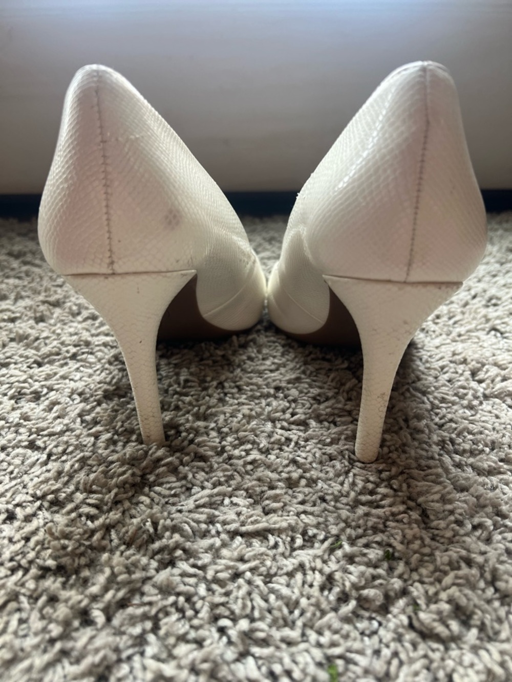 Jessica Simpson White Textured Pointed Toe High Heels - Picture 7 of 11